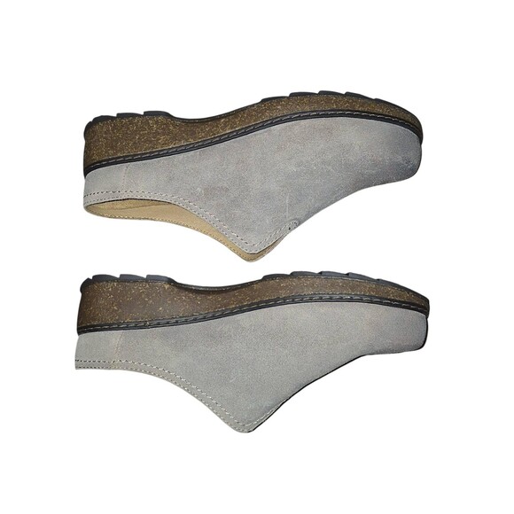 Earth~Women’s Beige Round Toe Rubbed Suede Casual Slip On Flat Mules~Size 9W - Picture 4 of 6